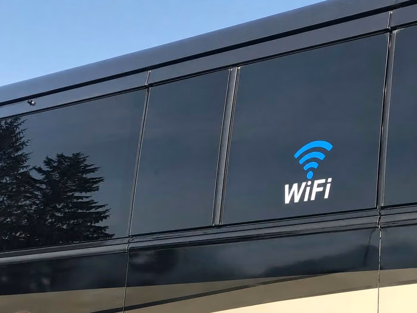 san gabriel 15 passenger minibus wifi