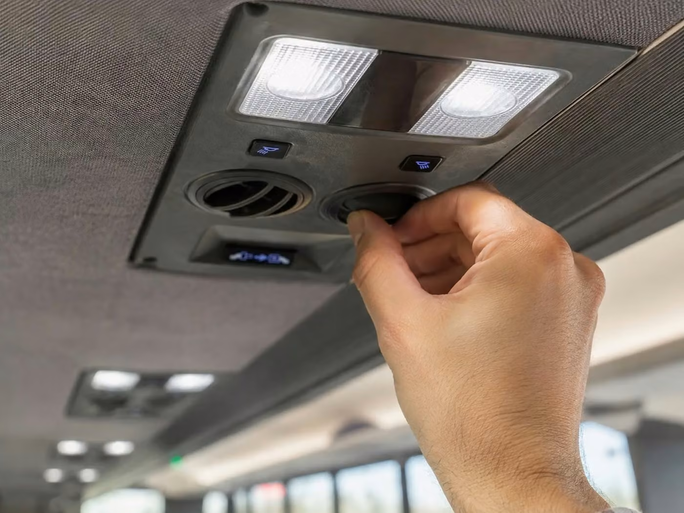 san gabriel 18 passenger minibus climate control