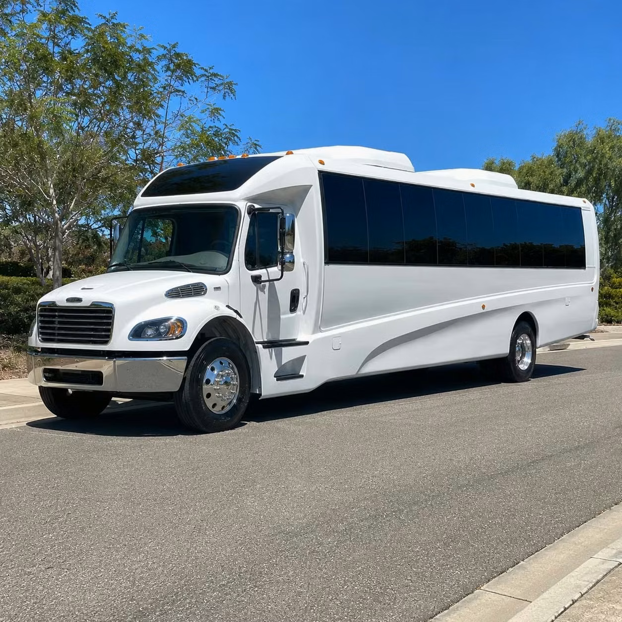 san gabriel 35 passenger minibus rental